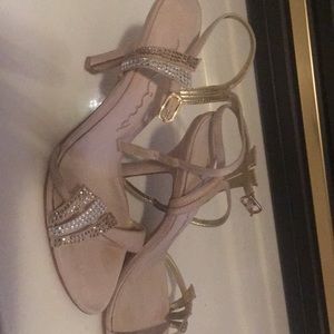 Rhinestone cream elegant sandals